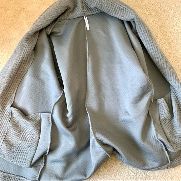FABLETICS Vanessa Quilted Chevron Shawl Collar Open Cardigan—SZ. XS - Picture 10 of 16